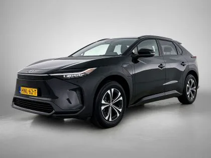 Toyota bZ4X (2025) — foto 1