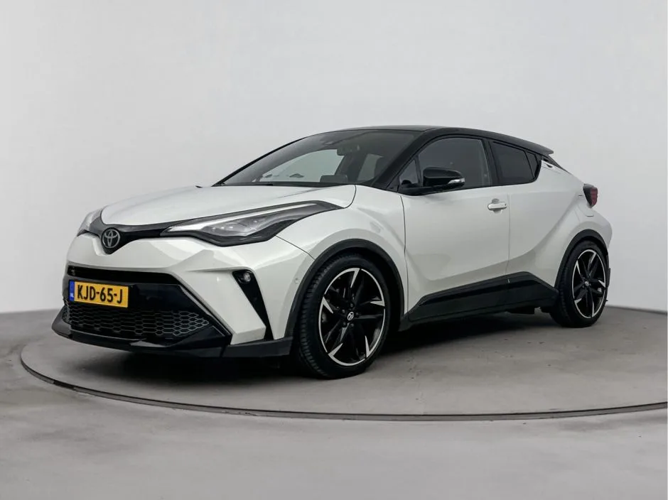 Toyota C-HR (2022) — foto 1