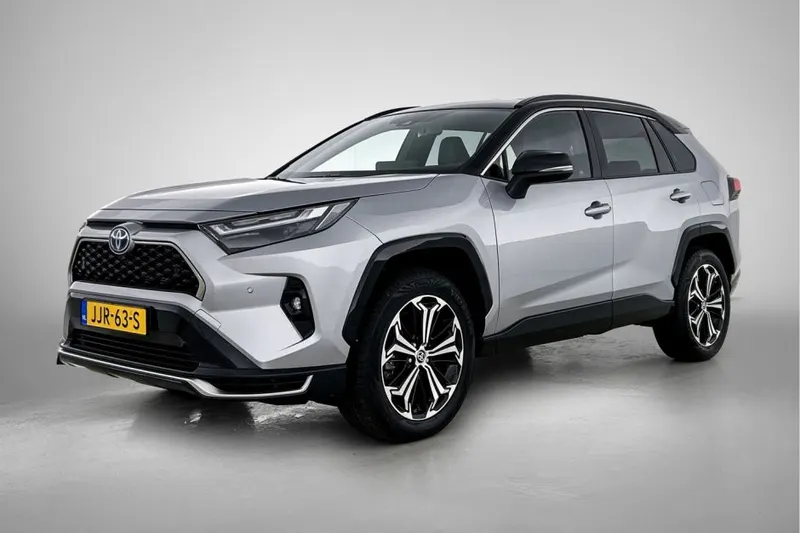 Toyota RAV4 (2025)
