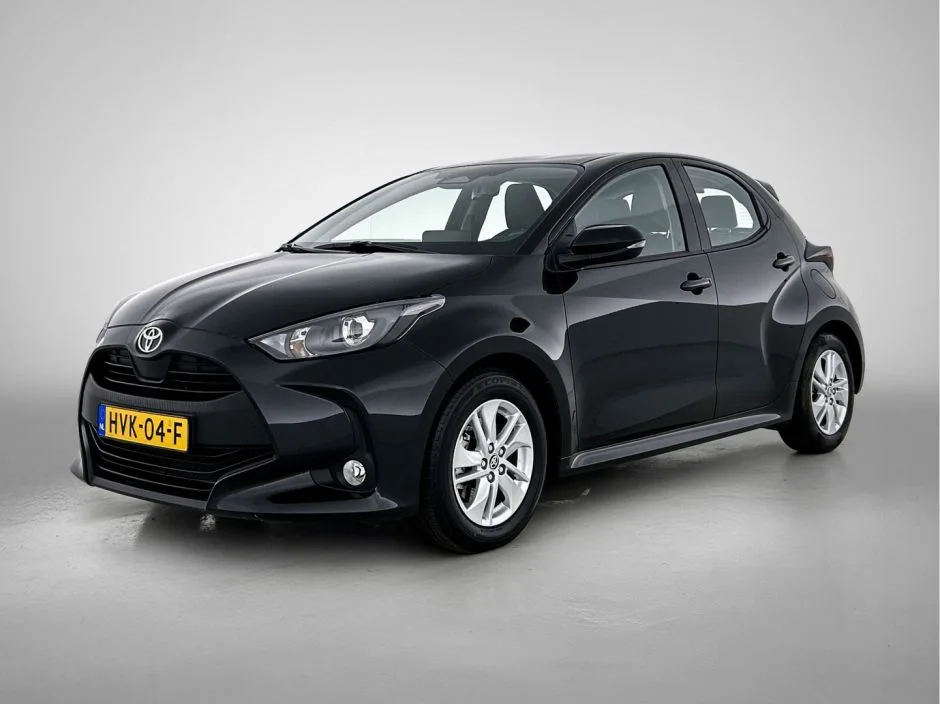 Toyota Yaris (2025) — foto 1