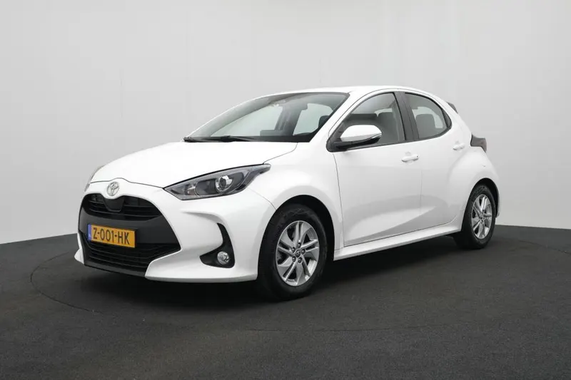 Toyota Yaris (2024)