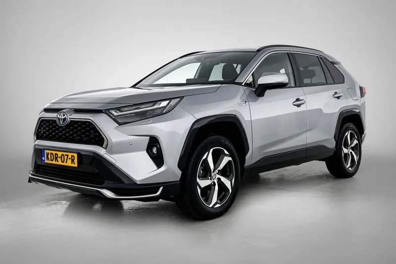 Toyota RAV4 (2023)