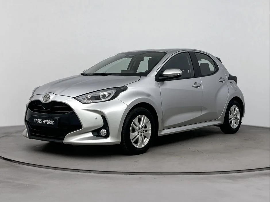Toyota Yaris (2025) — foto 1
