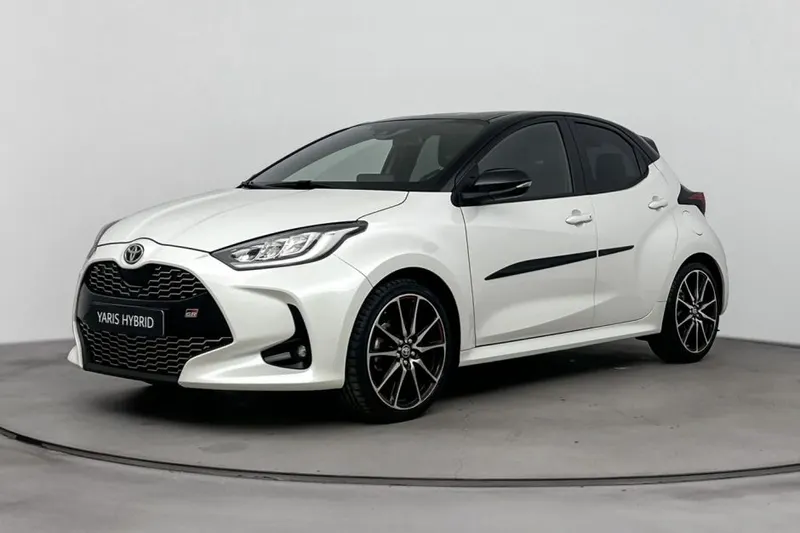 Toyota Yaris (2023)