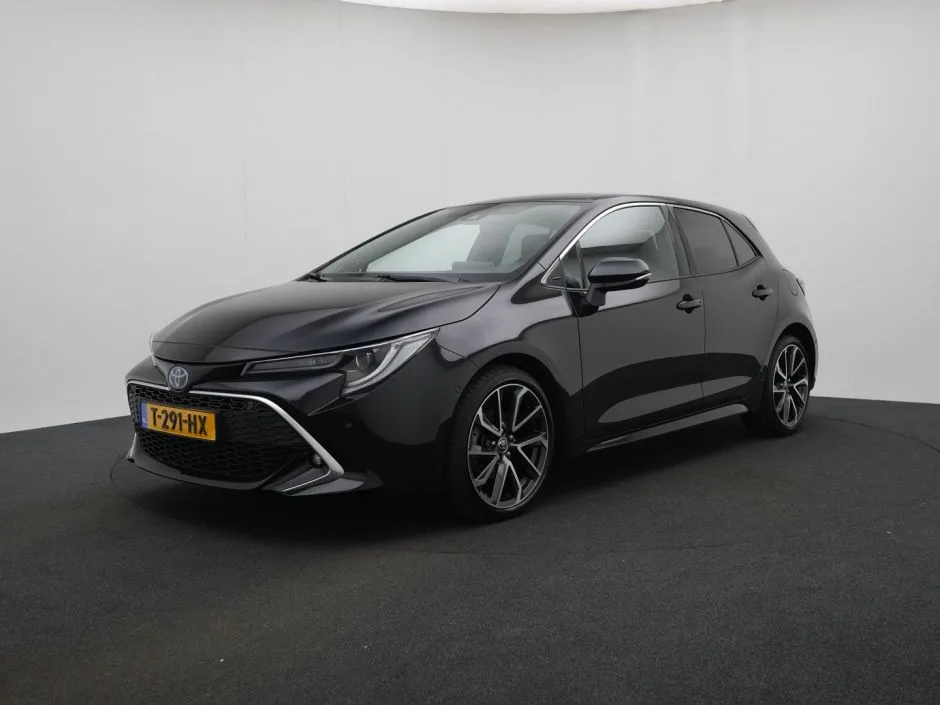 Toyota Corolla (2023) — foto 1