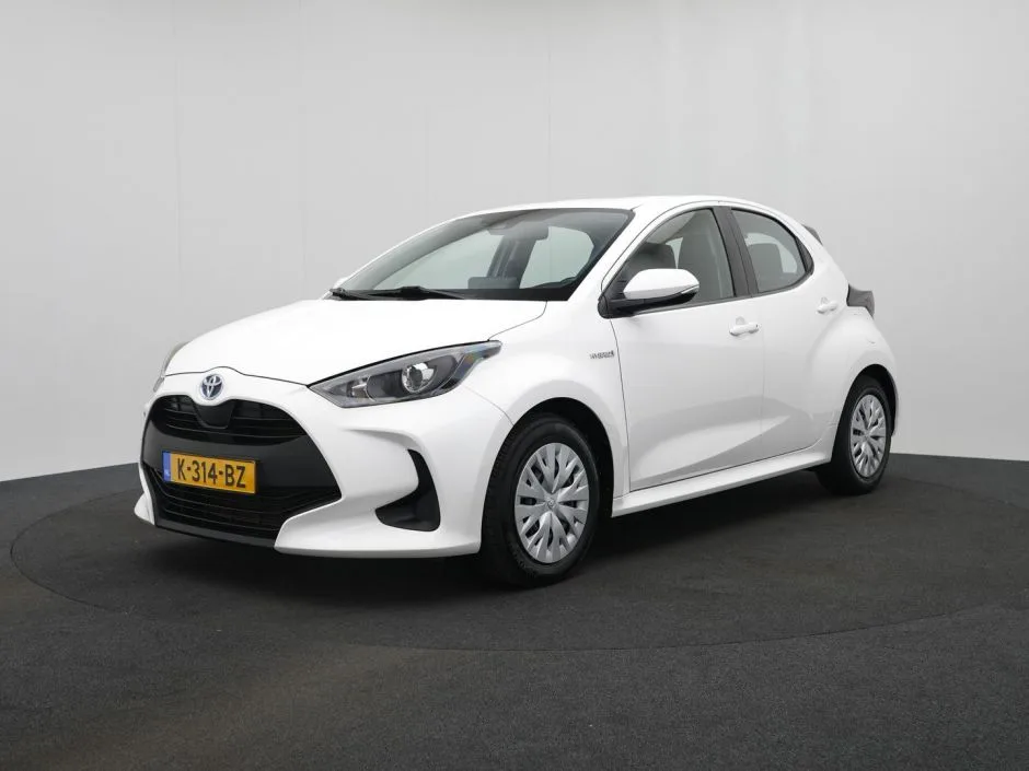 Toyota Yaris (2020) — foto 1