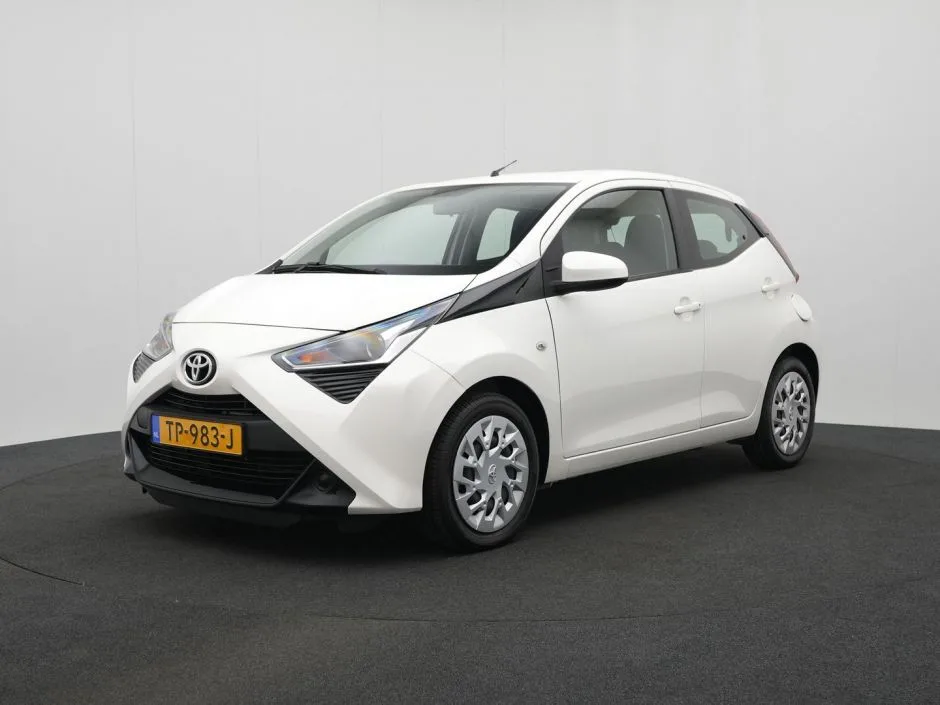 Toyota Aygo (2018) — foto 1