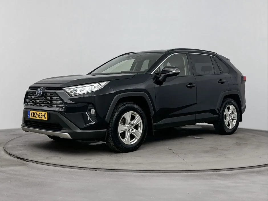 Toyota RAV4 (2020) — foto 1