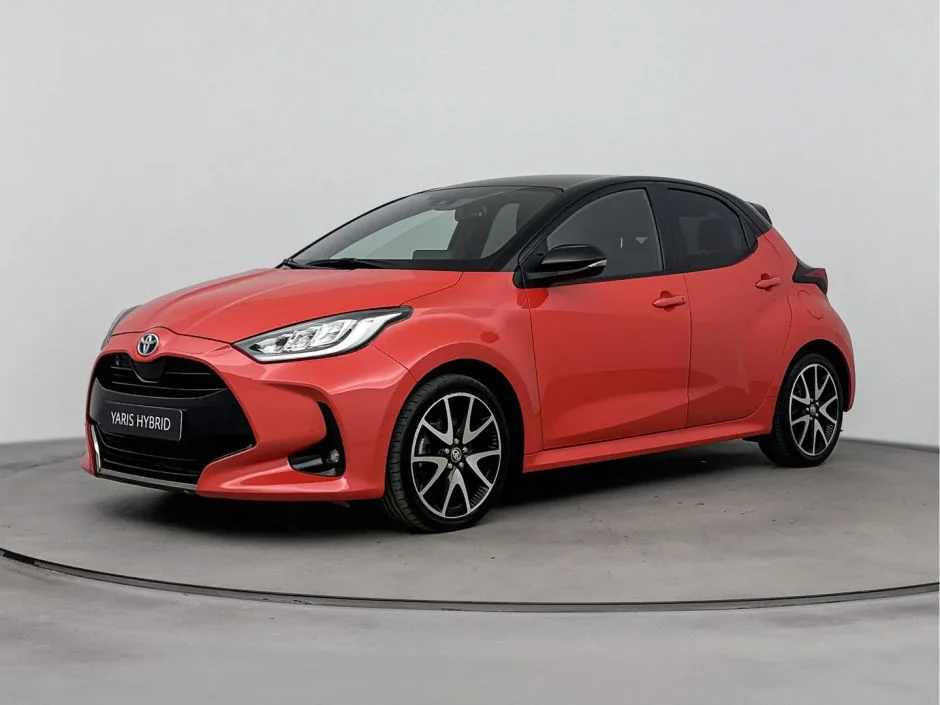 Toyota Yaris (2021) — foto 1