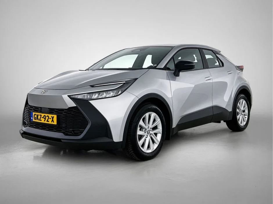 Toyota C-HR (2024) — foto 1