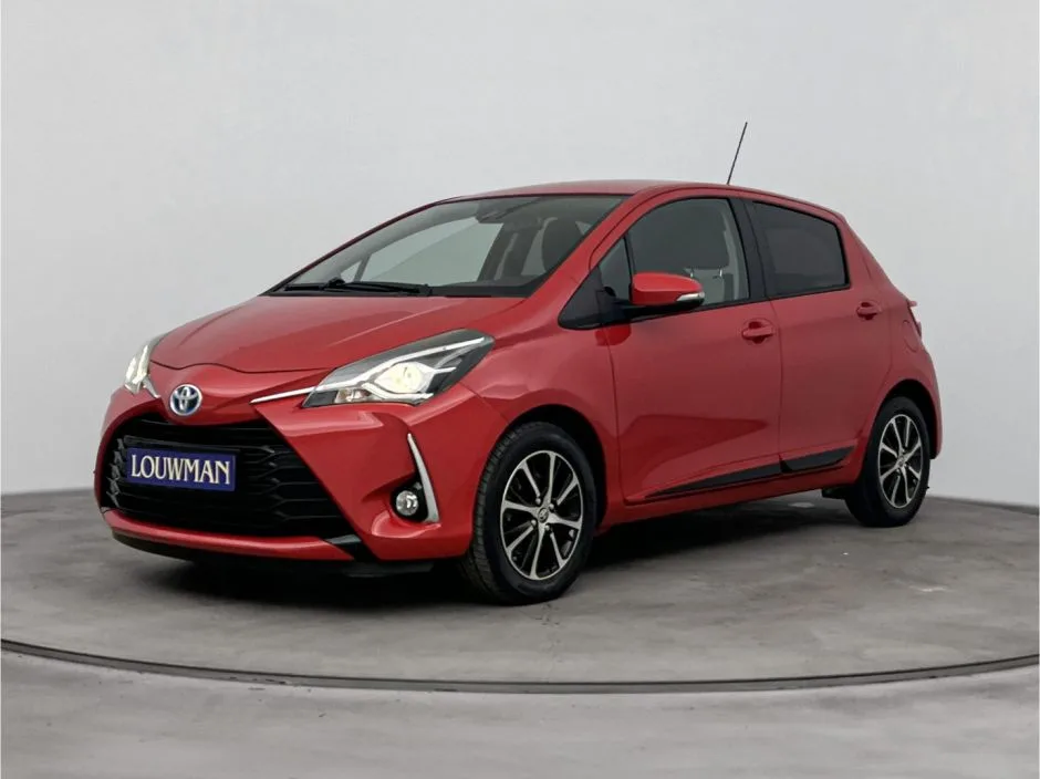 Toyota Yaris (2020) — foto 1
