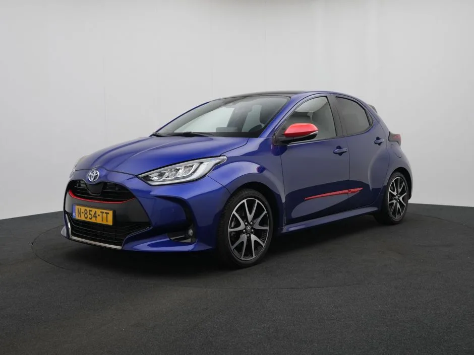 Toyota Yaris (2022) — foto 1