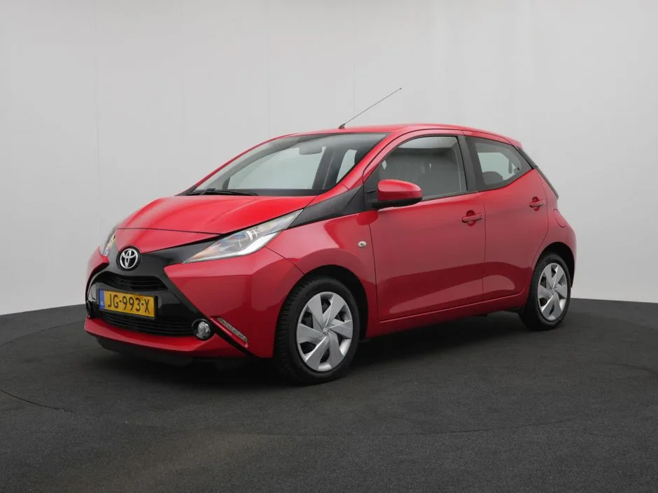 Toyota Aygo (2016) — foto 1