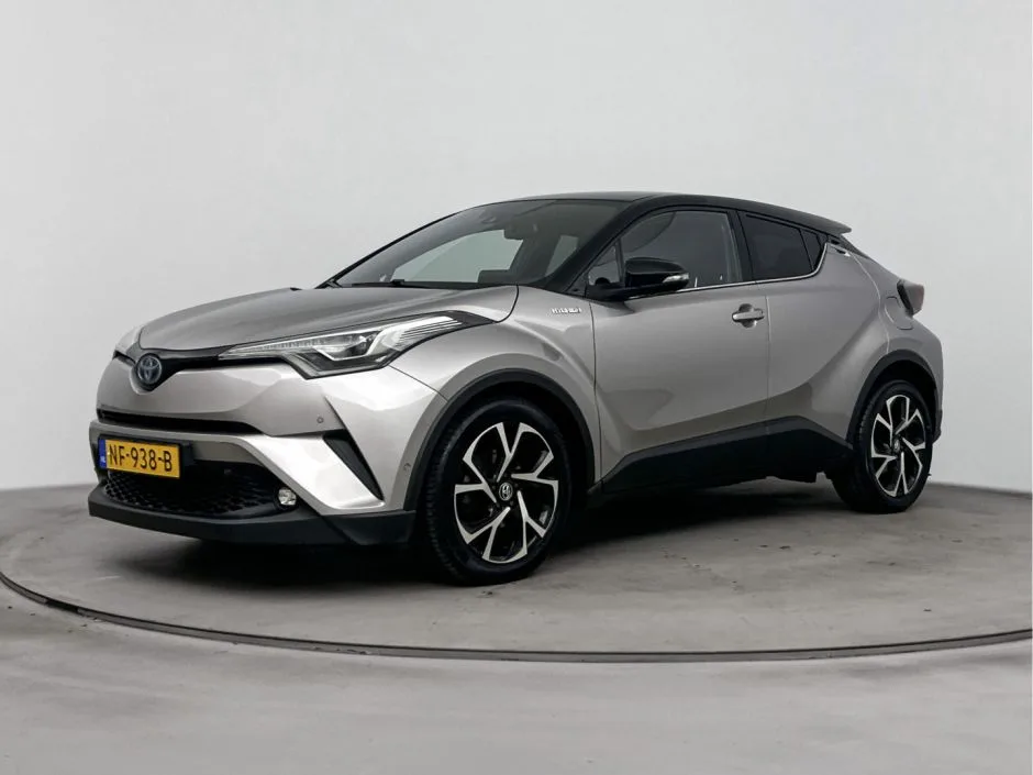 Toyota C-HR (2017) — foto 1
