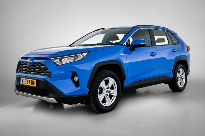 Toyota RAV4 (2021)
