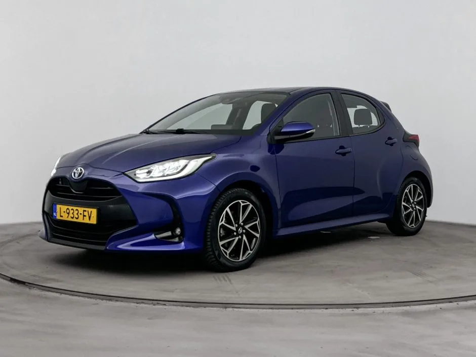 Toyota Yaris (2021) — foto 1