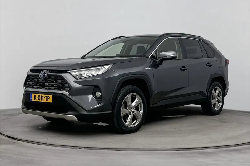 Toyota RAV4 (2021)