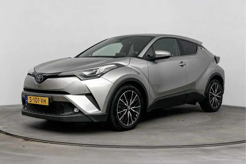 Toyota C-HR (2017)