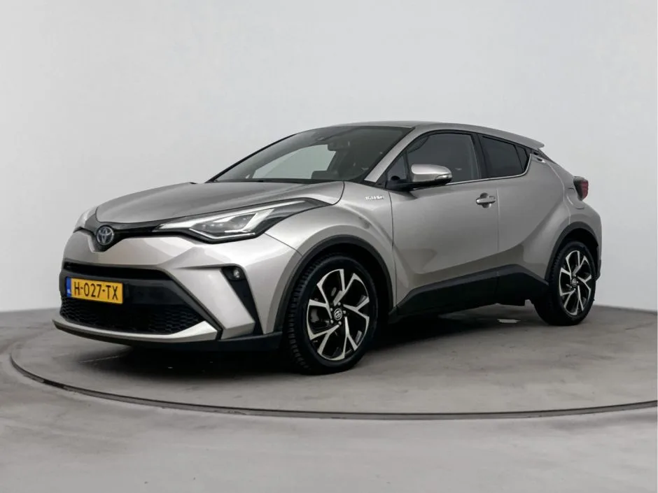 Toyota C-HR (2020) — foto 1