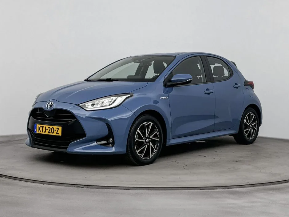 Toyota Yaris (2020) — foto 1