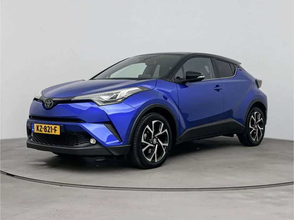 Toyota C-HR (2016) — foto 1
