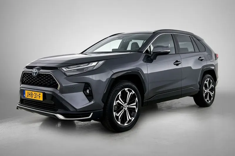 Toyota RAV4 (2025)