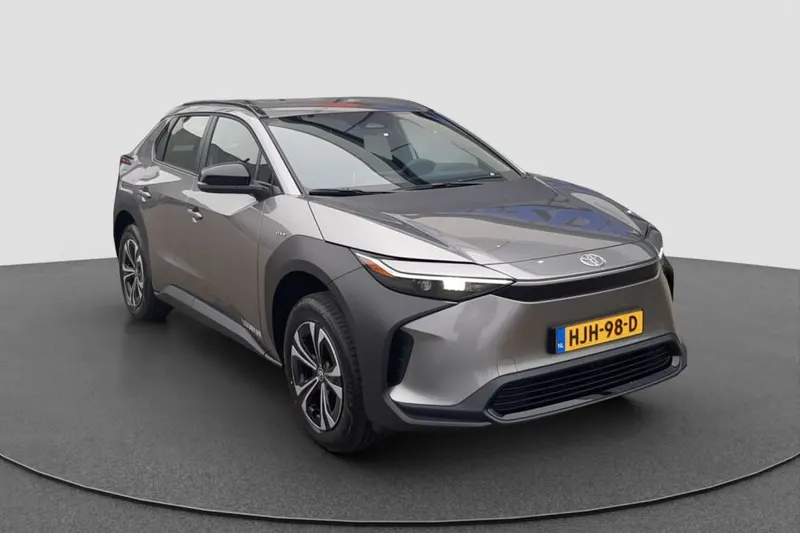 Toyota bZ4X (2025)