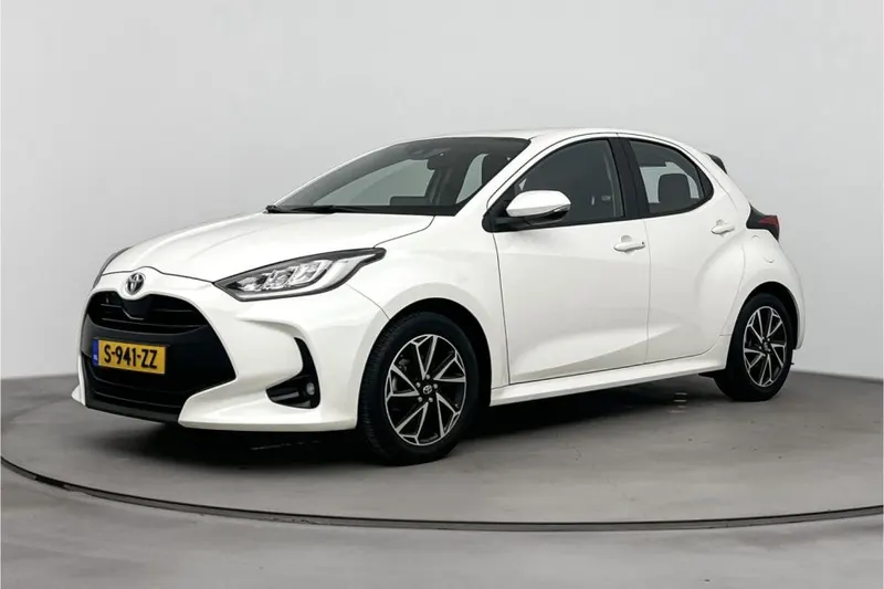 Toyota Yaris (2023)
