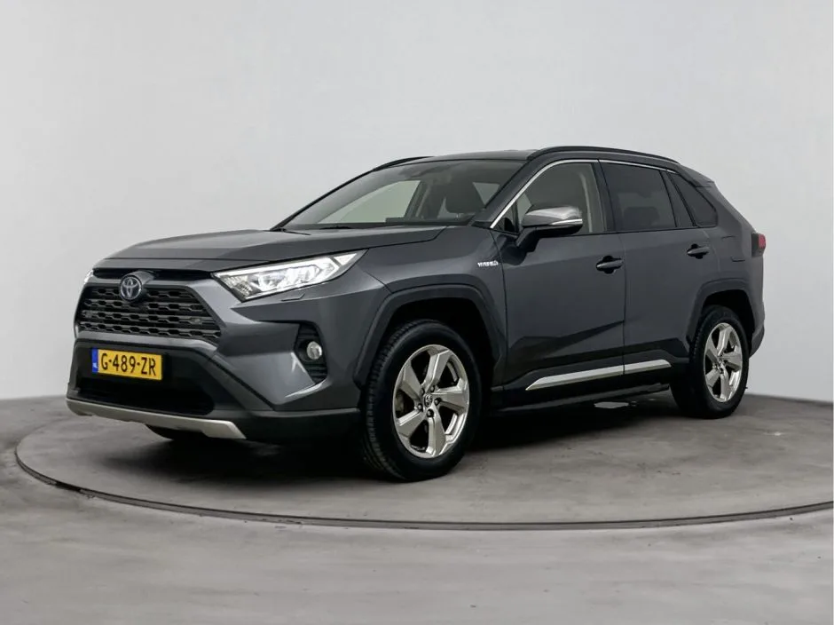 Toyota RAV4 (2019) — foto 1