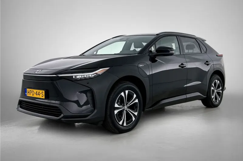 Toyota bZ4X (2025)