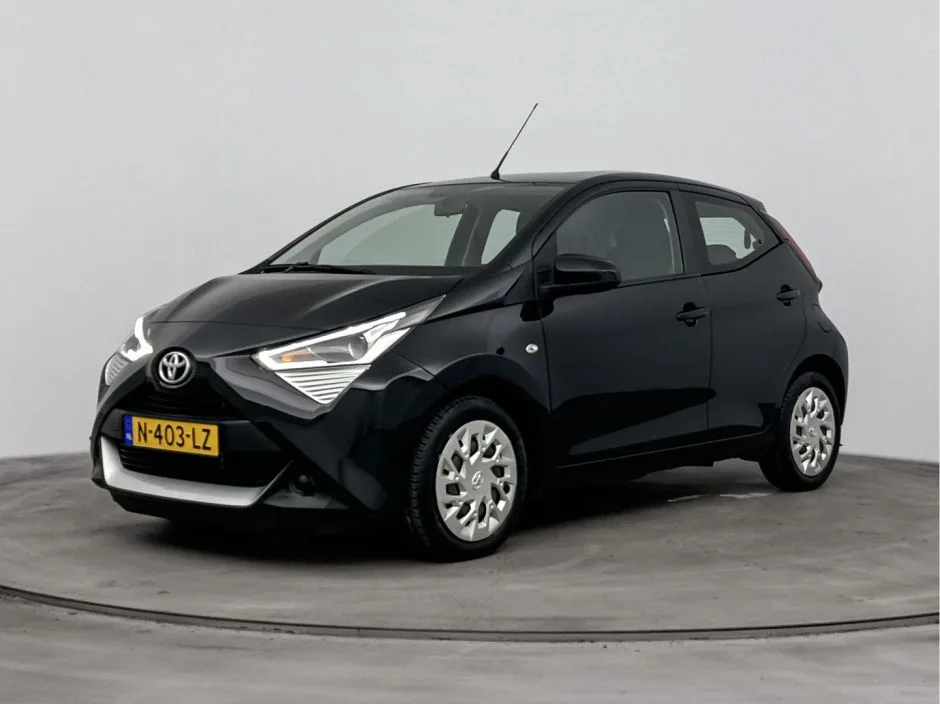 Toyota Aygo (2021) — foto 1