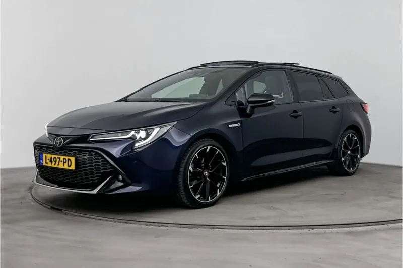 Toyota Corolla_Touring_Sports (2021)