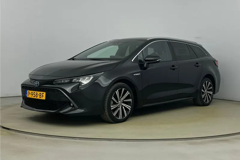 Toyota Corolla_Touring_Sports (2022)