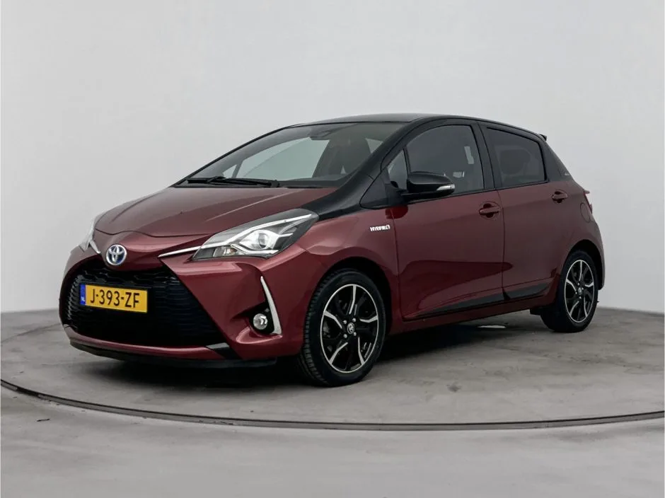 Toyota Yaris (2018) — foto 1