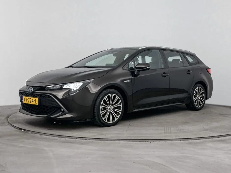 Toyota Corolla_Touring_Sports (2019) — foto 1
