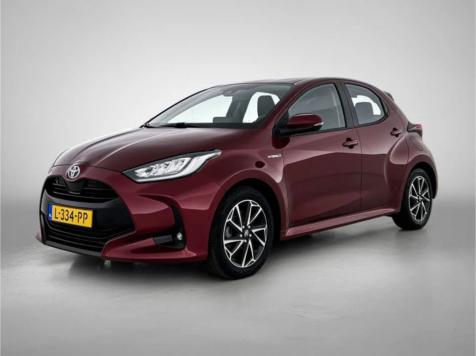 Toyota Yaris (2021) — foto 1