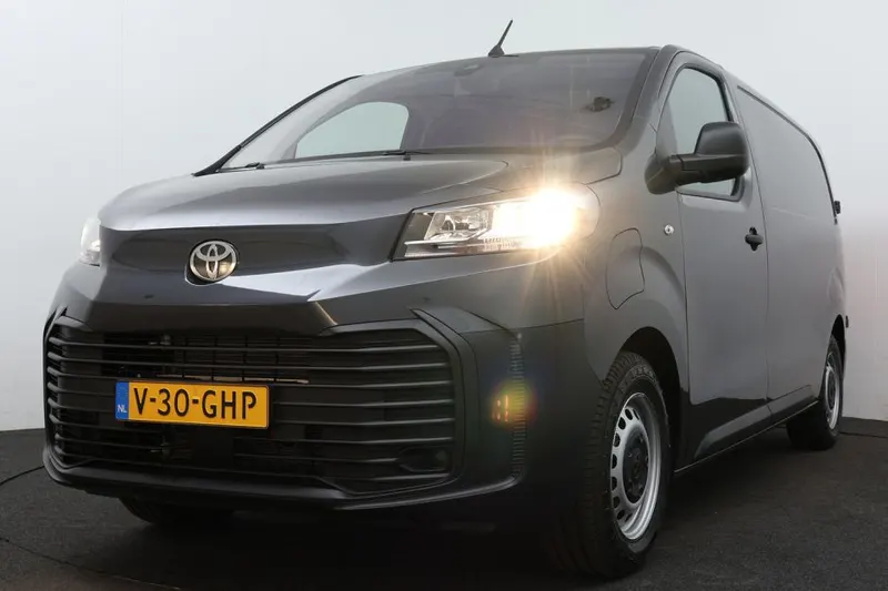 Toyota Proace (2024)