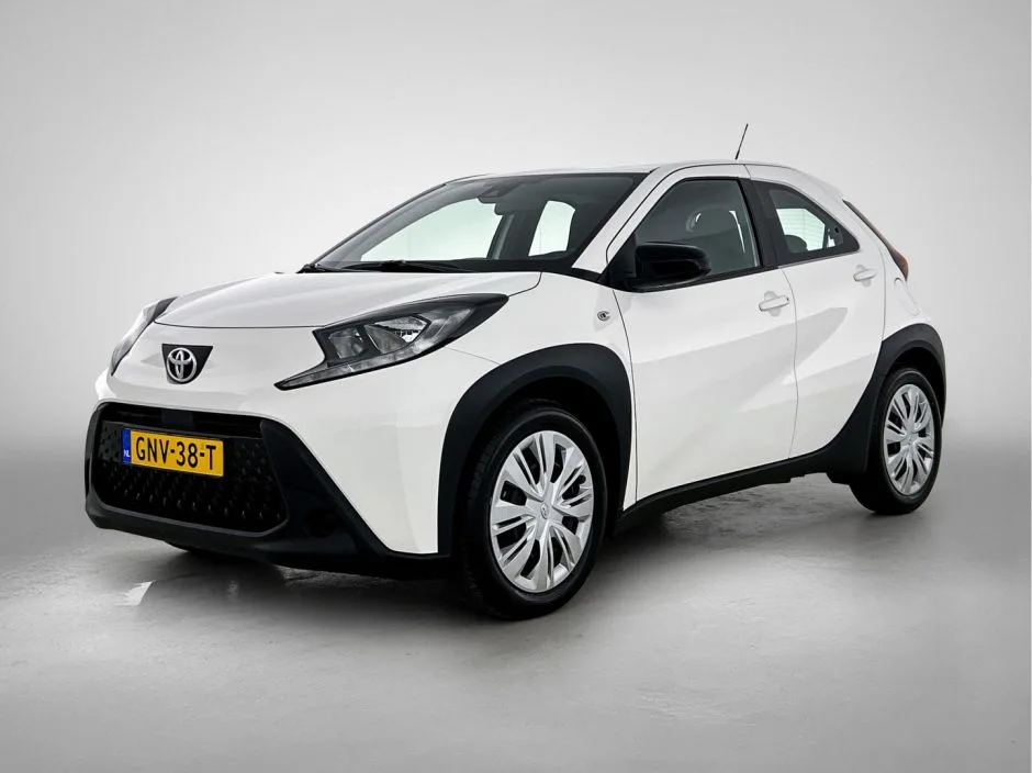 Toyota Aygo (2024) — foto 1