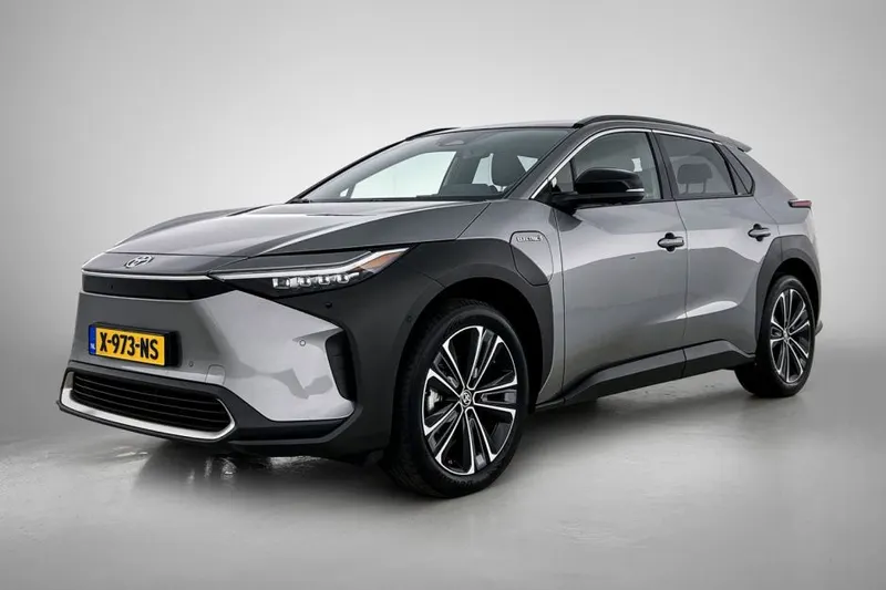 Toyota bZ4X (2023)
