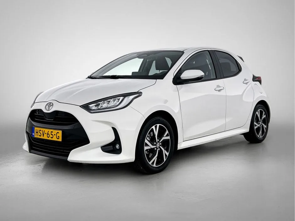 Toyota Yaris (2025) — foto 1