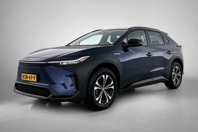 Toyota bZ4X (2023)