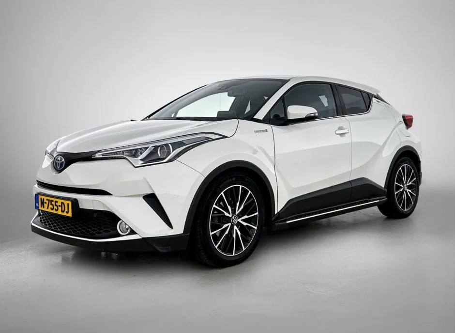 Toyota C-HR (2018) — foto 1