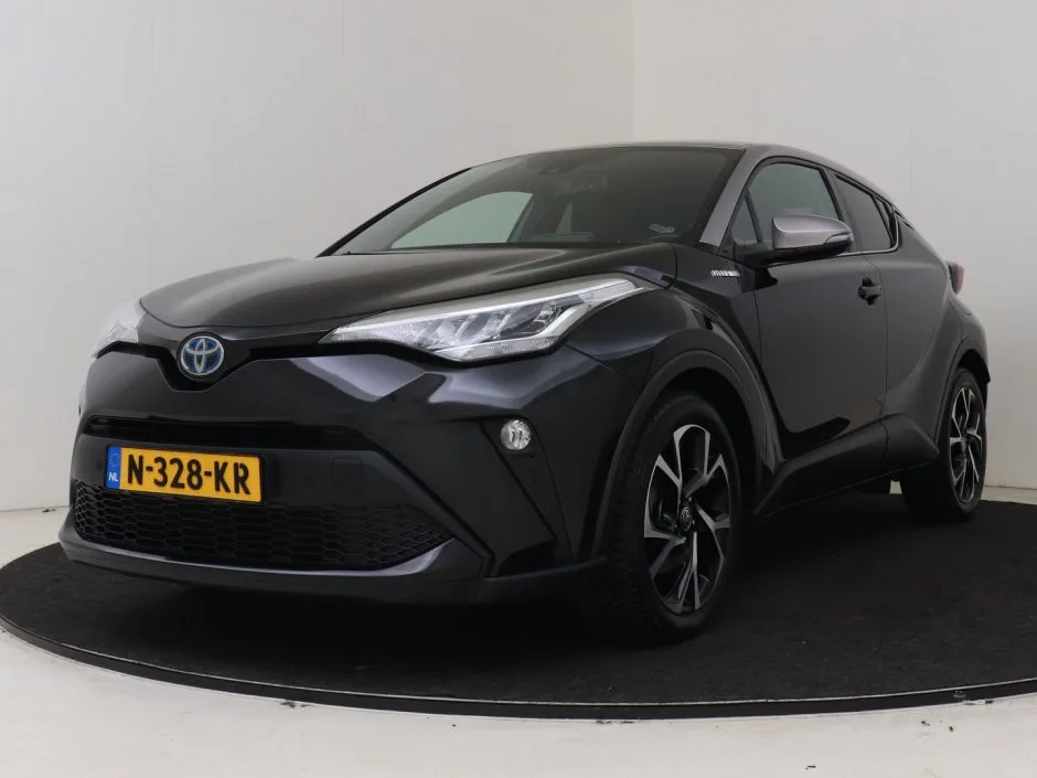 Toyota C-HR (2020) — foto 1