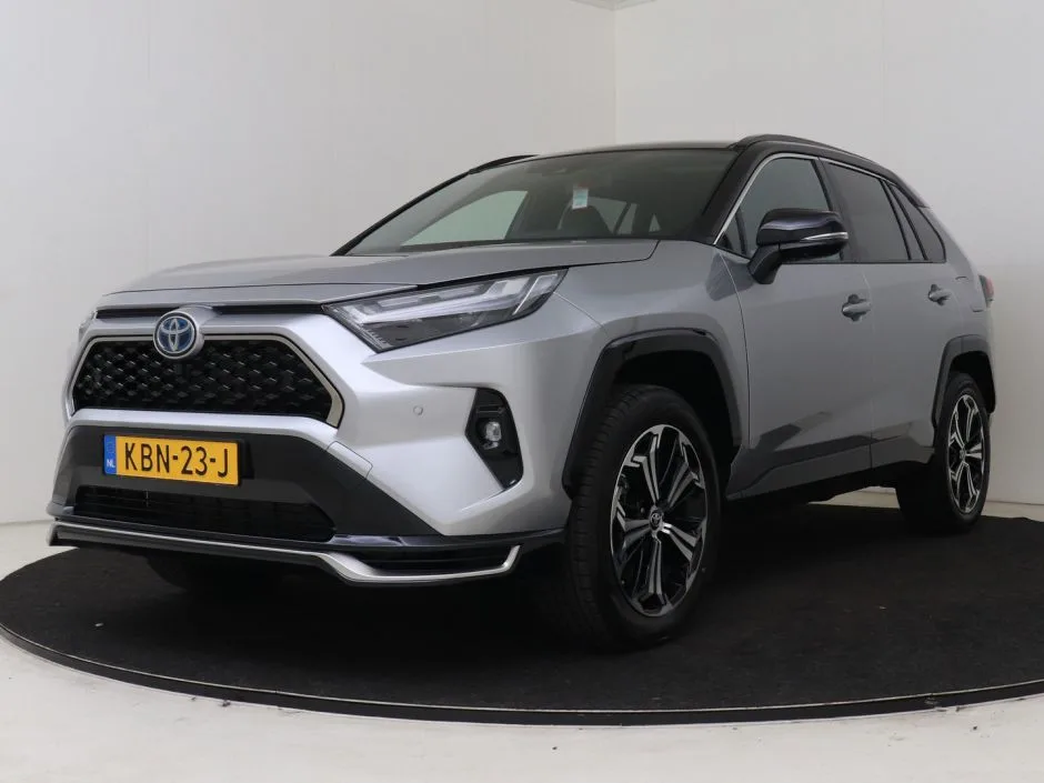 Toyota RAV4 (2026) — foto 1