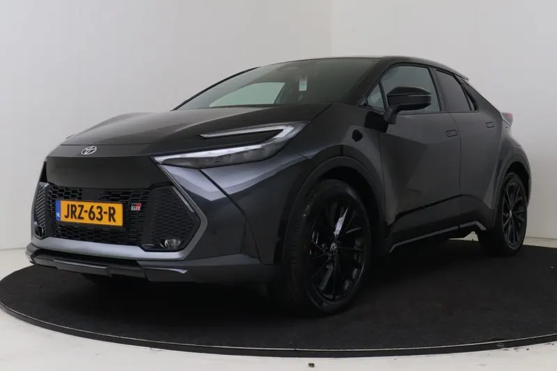 Toyota C-HR (2025)