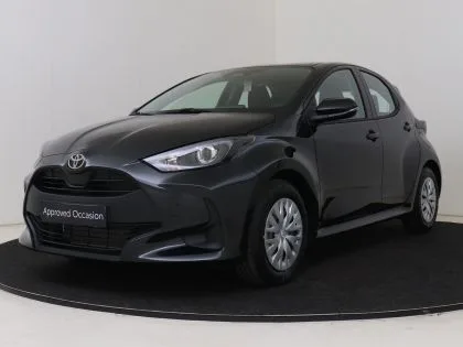 Toyota Yaris (2025) — foto 1