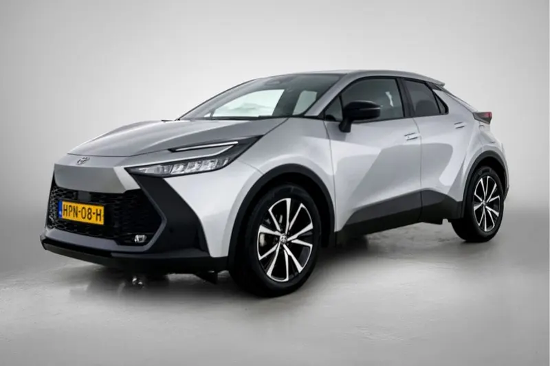 Toyota C-HR (2025)