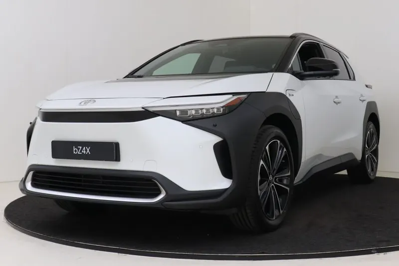 Toyota bZ4X (2025)