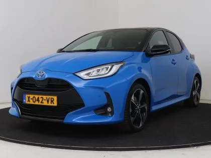 Toyota Yaris (2024) — foto 1