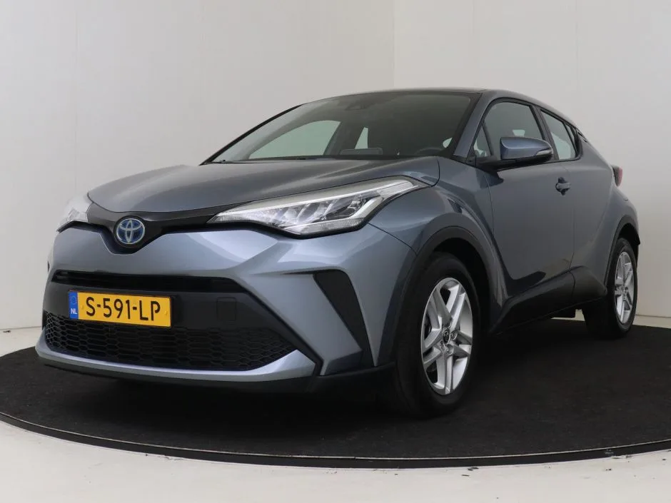 Toyota C-HR (2023) — foto 1